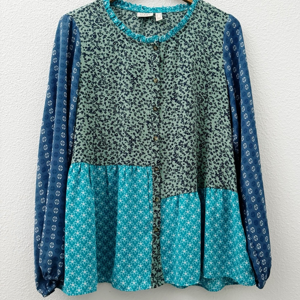 LOGO Lori Goldstein button front printer blouse with ruffles size medium